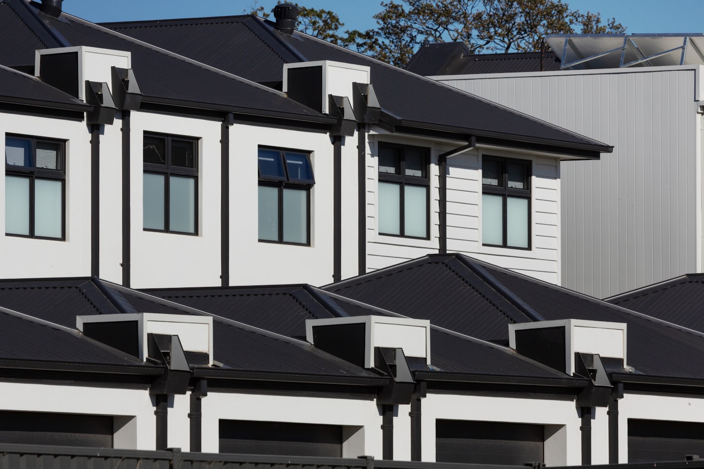 Row of new-construction townhomes